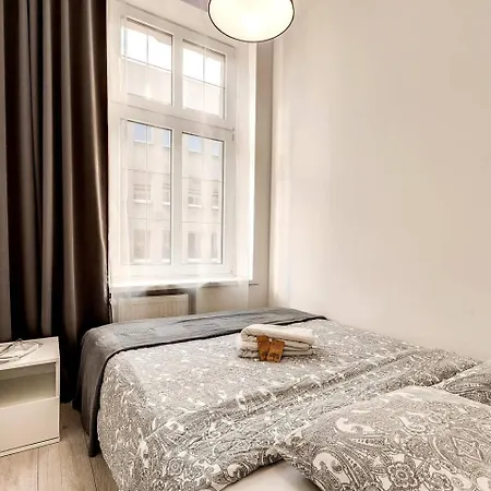 Polonia Art In The Center Apartman *