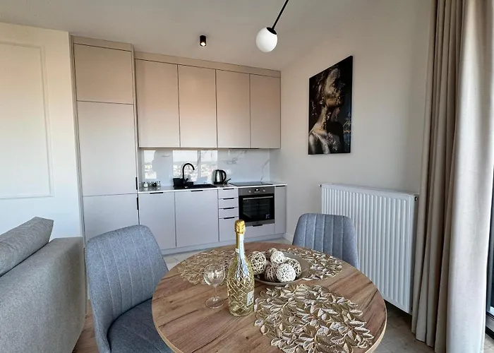 Polonia Art In The Center Apartment